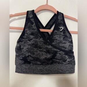Gymshark seamless sports bra grey and black camo size medium women’s
